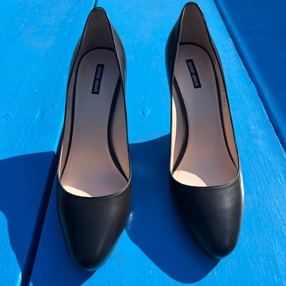 NWOB Giorgio Armani Size 38.5 Black Leather Round Toe Wedge Heel - Picture 6 of 16